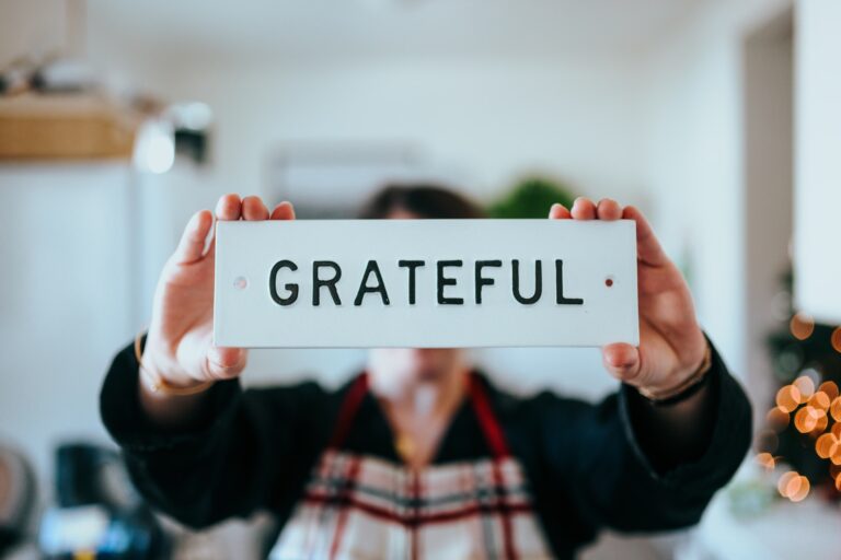 5-simple-ways-to-experience-more-gratitude-cover-1
