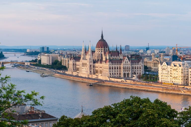 3-affordable-cities-in-europe-that-wont-break-your-vacation-budget-budapest-1